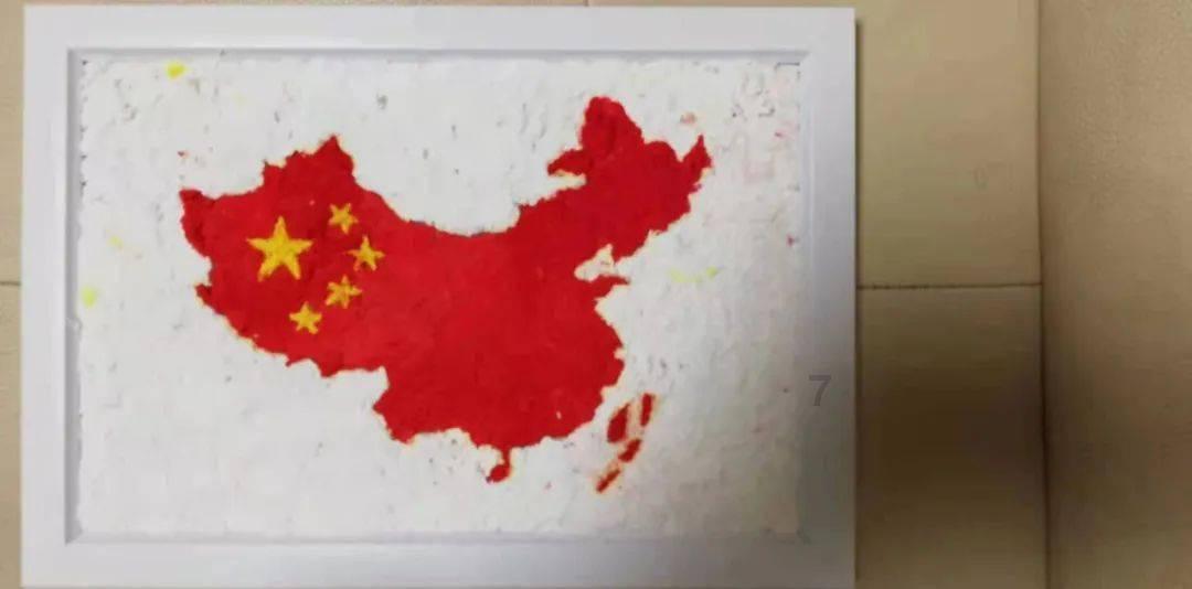 铁笼中的小鹿逃脱