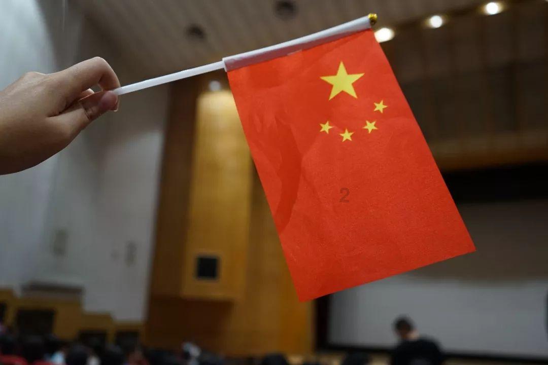 去银行办银行卡，可以替别人办理吗？游戏画面