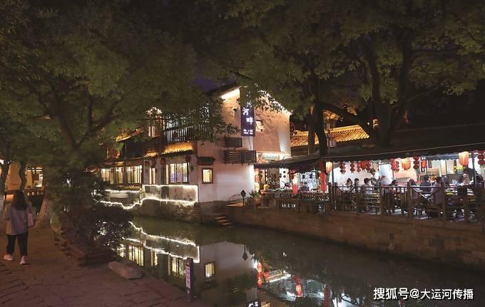 探索神秘房间